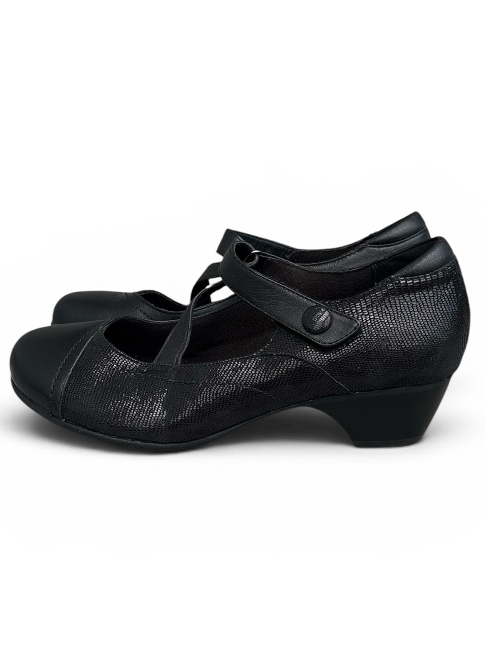Aravon Portia Mary Jane Comfort Shoes Size 9.5AA